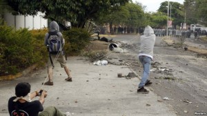 Siguen protestas y represión en Venezuela