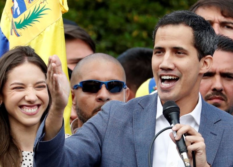 La oposición venezolana alista reglamento para escoger a su candidato presidencial