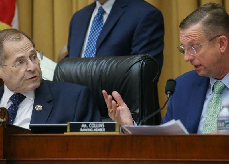 Panel de Cámara Baja EEUU pide declarar en desacato a Secretario de Justicia