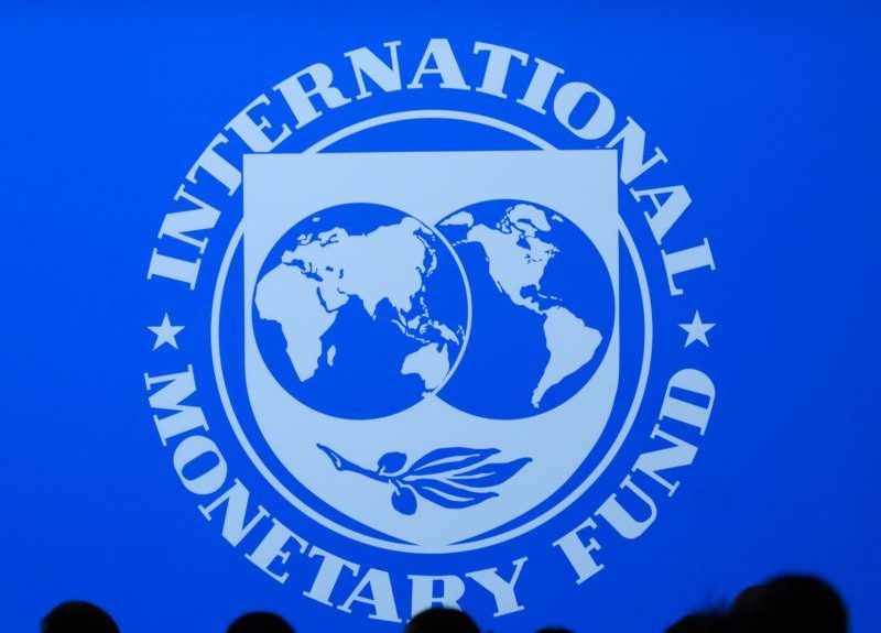 FMI: Latinoamérica está cuesta abajo en la rodada