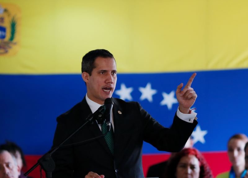 Guaidó anuncia ayuda de 20 millones de dólares para enfrentar el COVID-19 en Venezuela