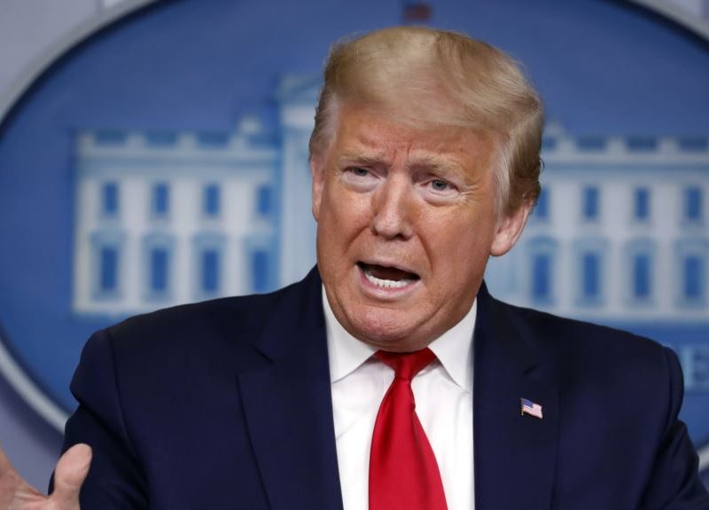 Trump promociona tratamiento en desarrollo contra coronavirus de Pfizer