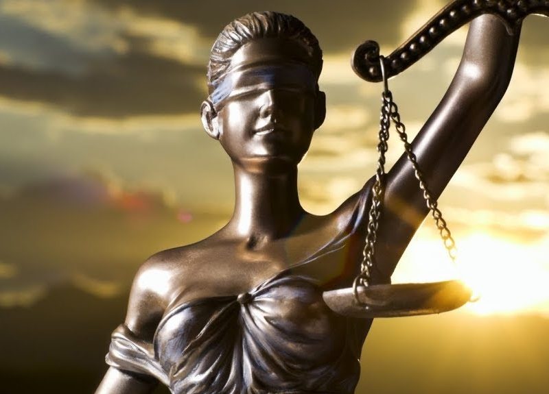 Jueza ordena liberar a científica de Harvard acusada de contrabando de embriones