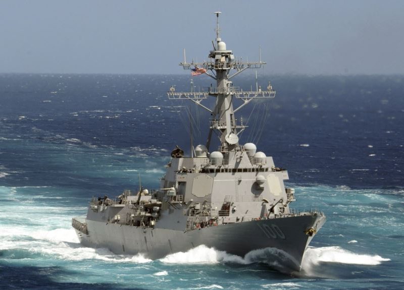 Otro buque de guerra de Estados Unidos presenta casos de coronavirus