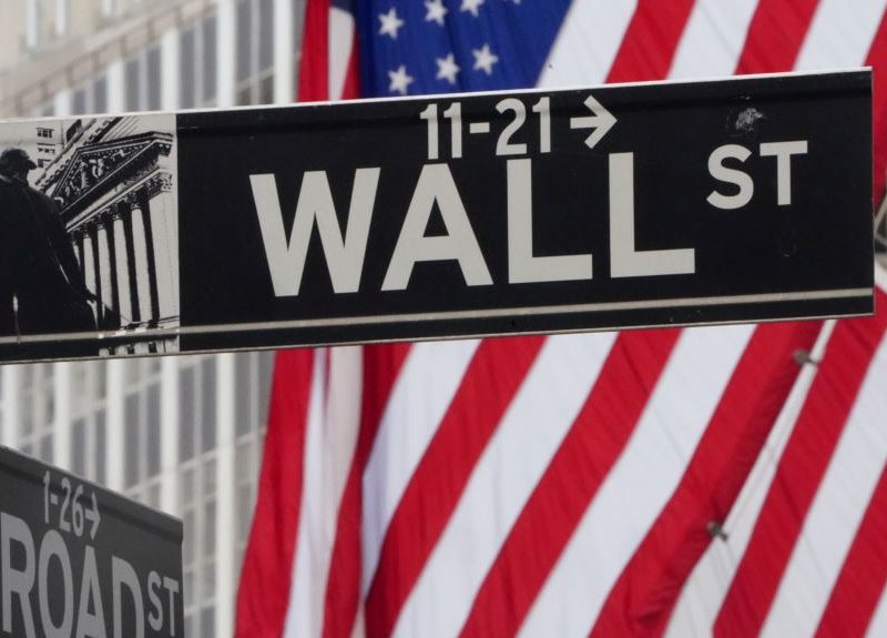 Wall Street alcanza récords ante esperanzas de más estímulo