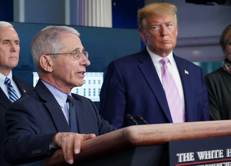 Trump rechaza el dictamen de Fauci: “Inaceptable”