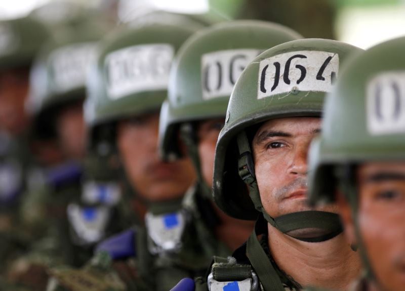 Colombia envía 14.000 soldados a la frontera con Venezuela