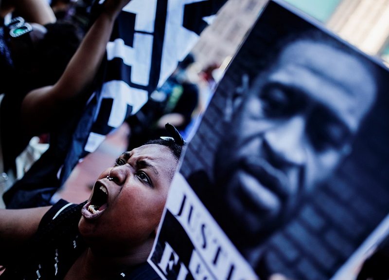 Gobernador de Minnesota activa la Guardia Nacional ante disturbios por la muerte de George Floyd