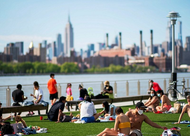 Datos de teléfonos inteligentes muestran prudencia en el regreso de estadounidenses a las calles