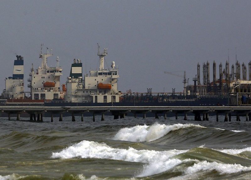 Un cuarto petrolero iraní se adentra en aguas venezolanas