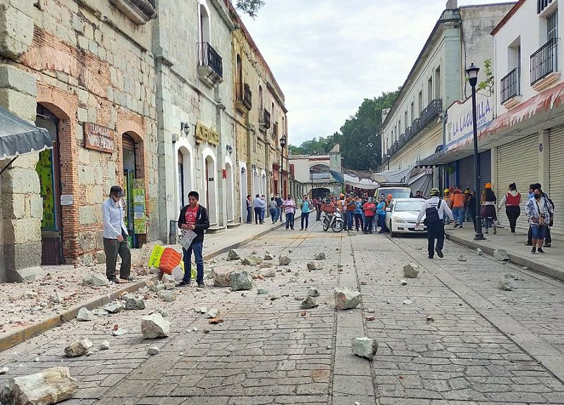 Sismo magnitud 7.1 sacude varias zonas de México con alerta de tsunami