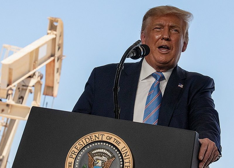 Trump celebra la bonanza energética de EE.UU. y pide no convertirse en Venezuela