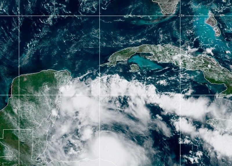 Nana se convertiría en huracán el miércoles, tocando tierra en Centroamérica