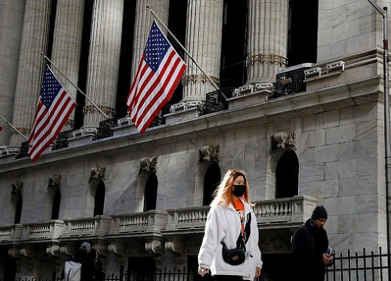 EE.UU: Mientras economía flaquea, otro paquete de alivio sigue atascado