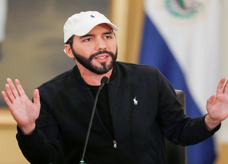 Bukele arremete contra organismos y organizaciones