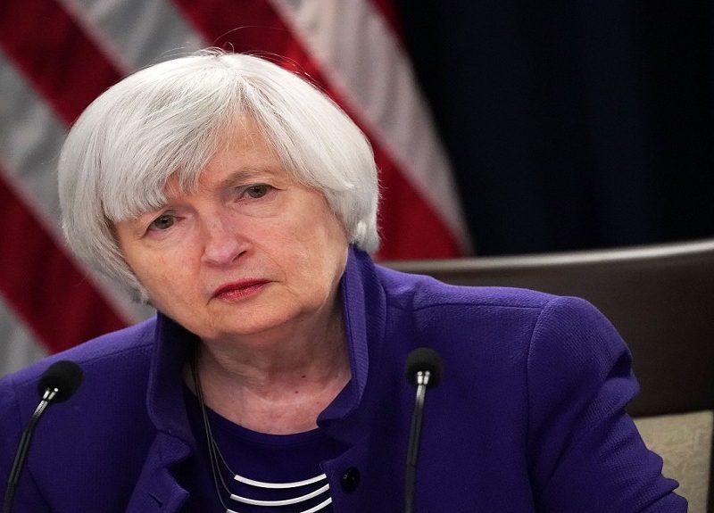 Secretaria del Tesoro se reunirá con Primer Ministro ucraniano y evitará a los rusos en reuniones globales