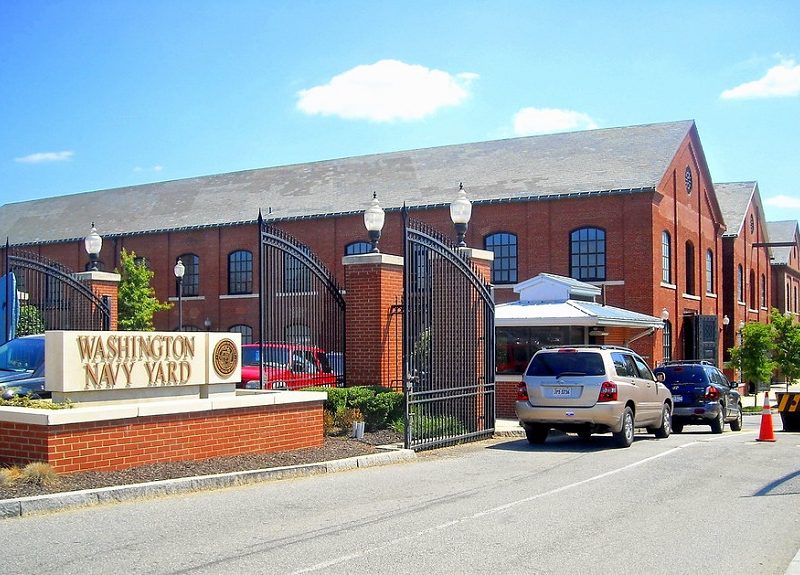 Ingeniero nuclear de la Marina de EE. UU. acusado de intentar pasar secretos