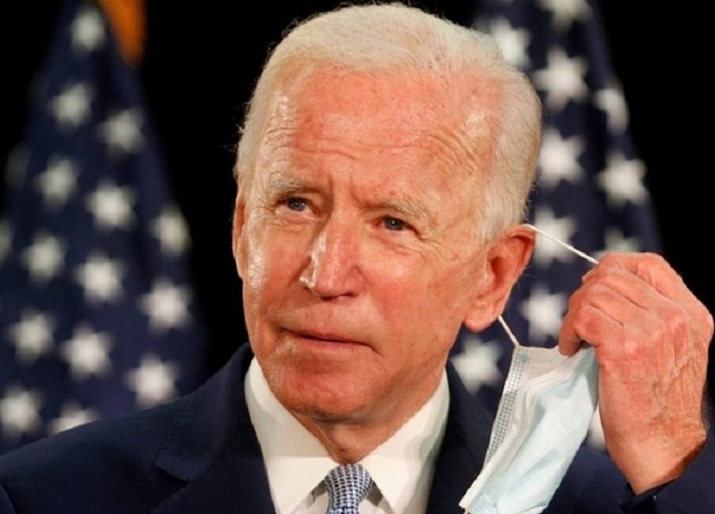 Biden se reúne con gobernadores para abordar el repunte de la pandemia y la escasez de pruebas