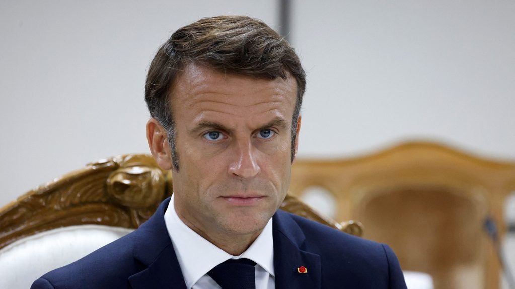 Emmanuel-Macron-e1773549081287.jpg