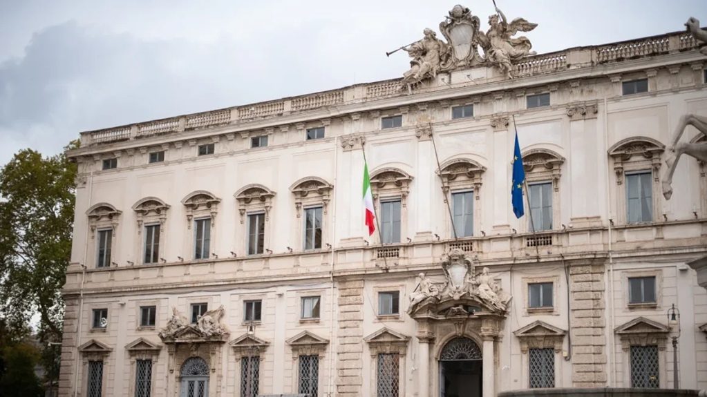 Tribunal-Constitucional-italiano-1-e1773550916352.jpg